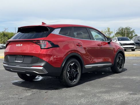 New 2027 Kia Sportage EX FWD image 4