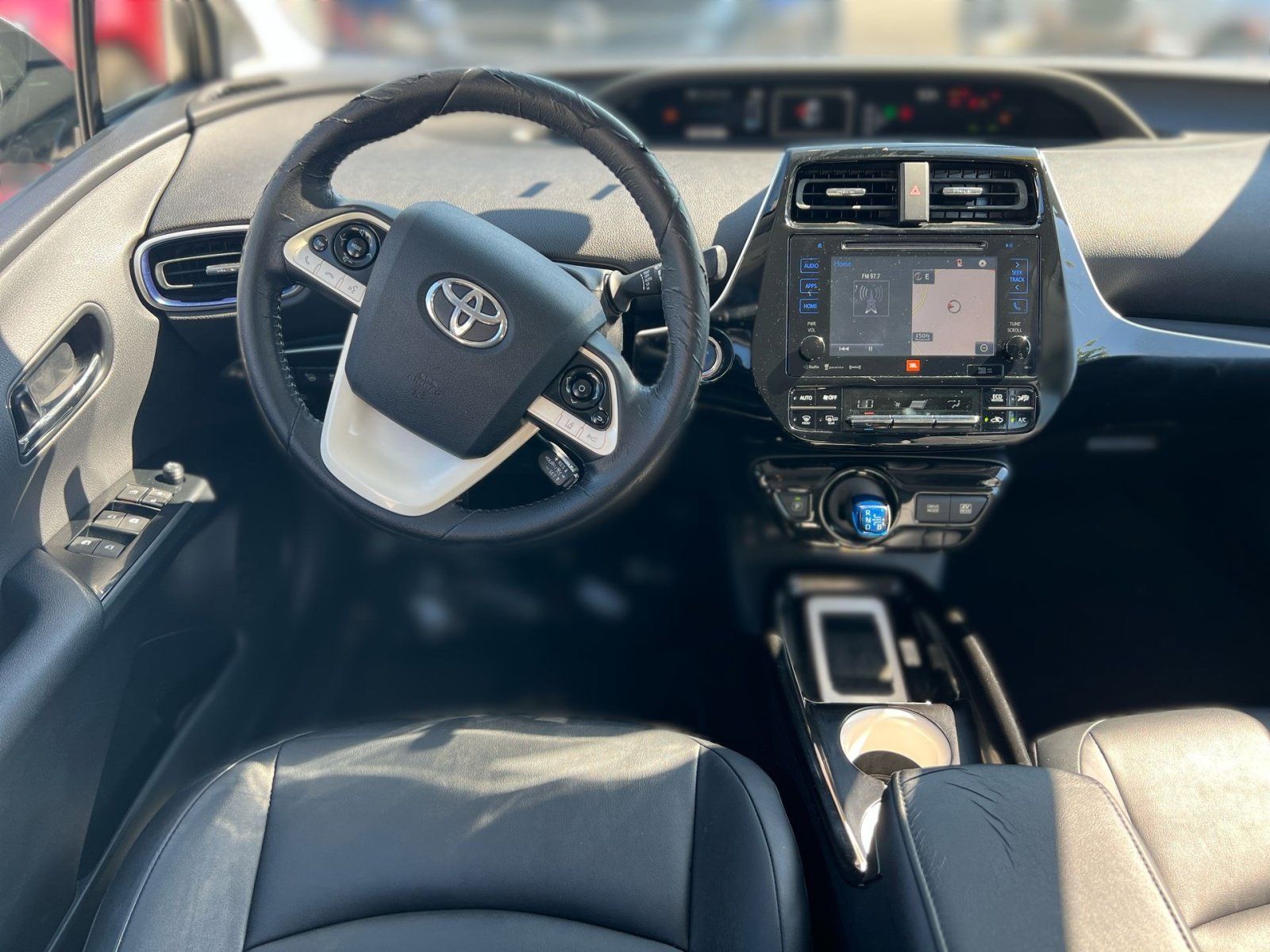 Used 2016 Toyota Prius Four Touring w/ Premium Convenience Package FWD image 17