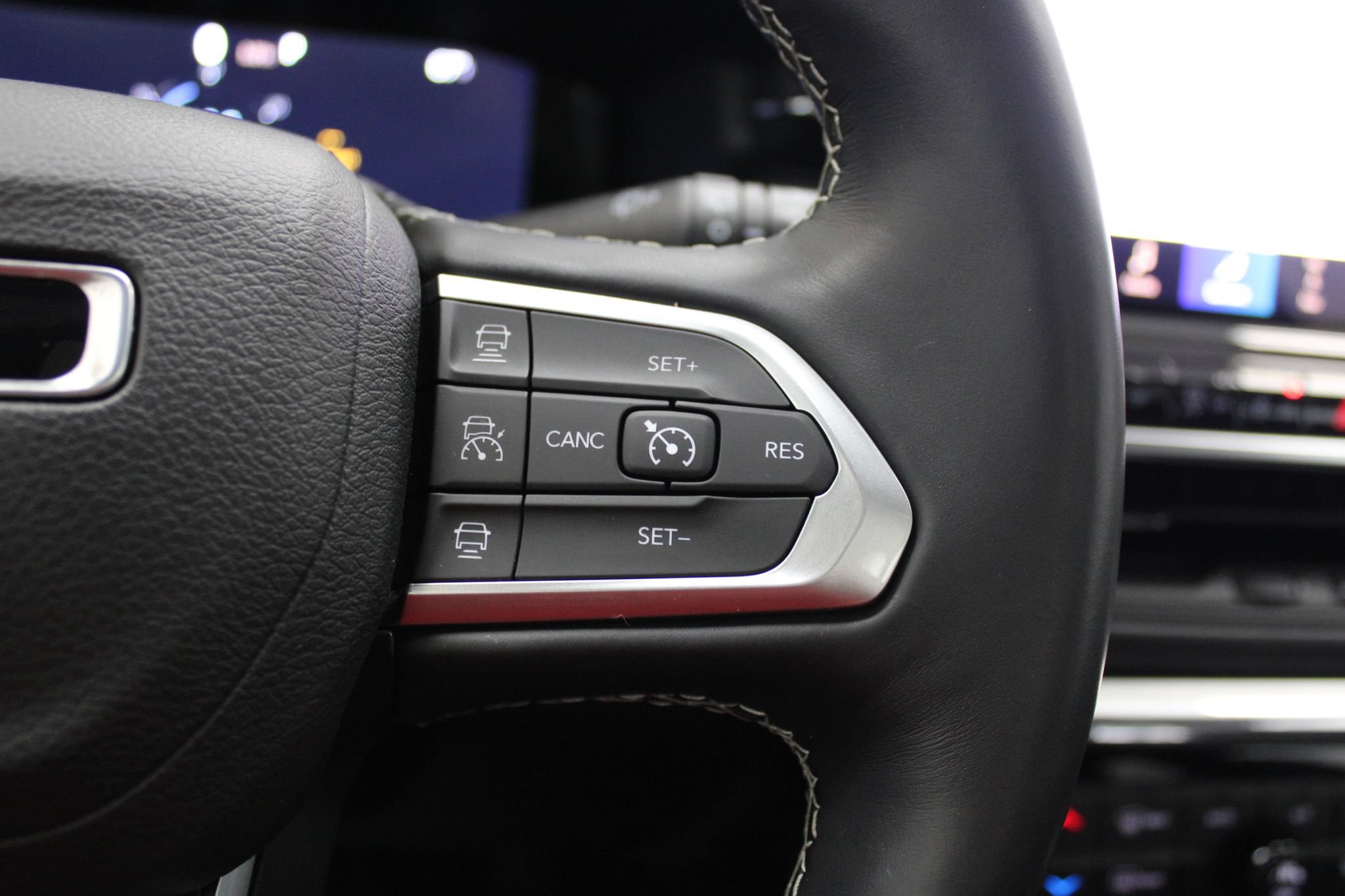 Used 2022 Jeep Compass High Altitude AWD/4WD image 39