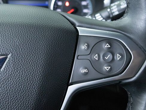 Used 2023 Chevrolet Traverse LT AWD/4WD image 19