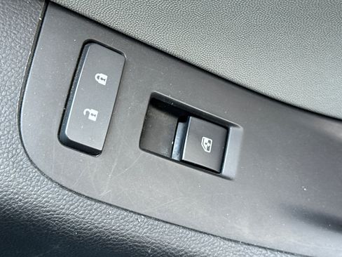 Used 2014 Chevrolet Camaro LS RWD image 21