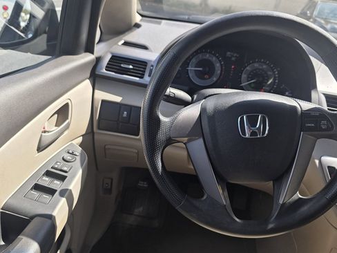 Used 2011 Honda Odyssey LX image 19