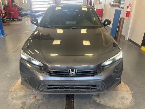Used 2022 Honda Civic Sport image 9