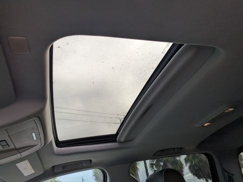 Used 2017 Chevrolet Silverado 2500 High Country image 20