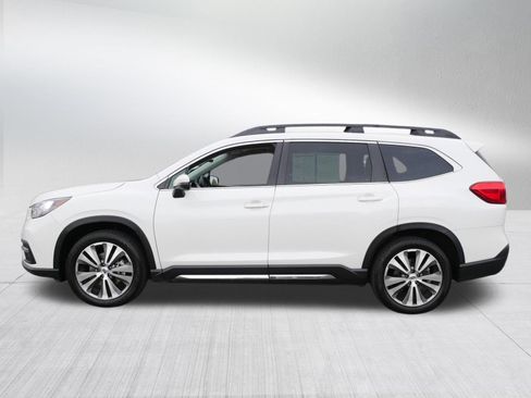 Used 2022 Subaru Ascent Limited w/ Technology Package AWD/4WD image 4