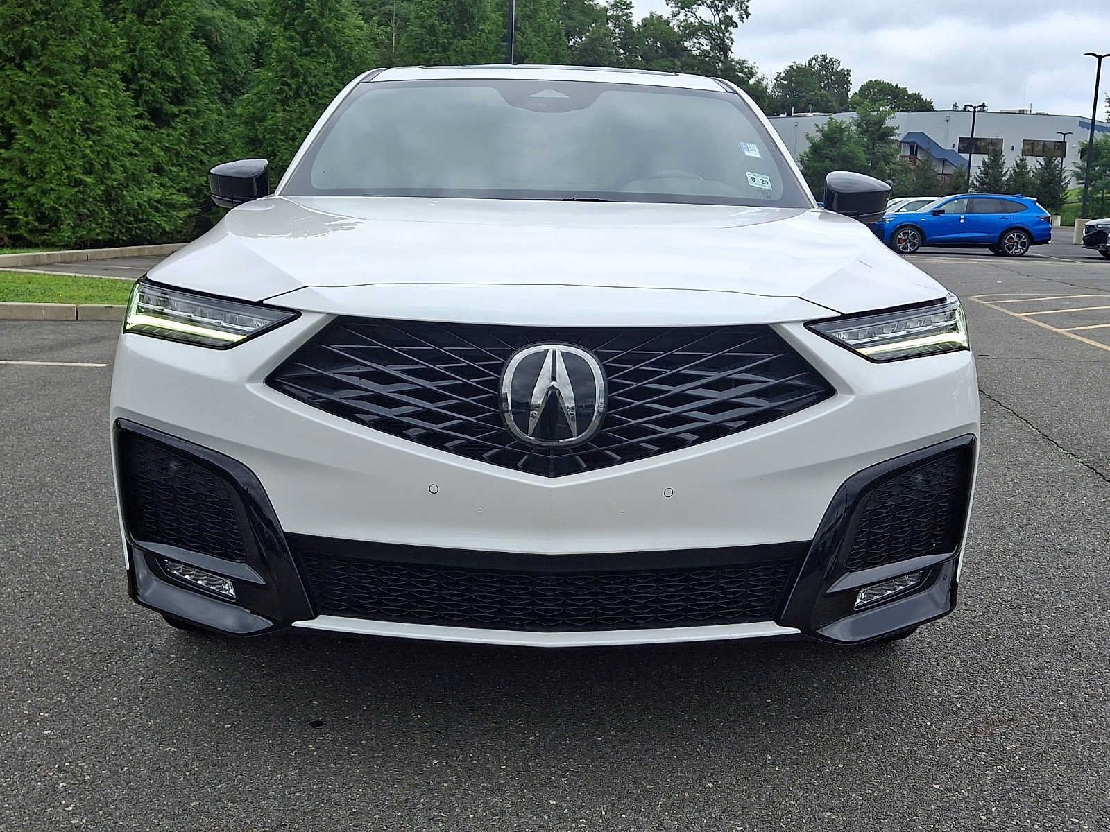 Used 2025 Acura MDX A-Spec AWD/4WD image 2