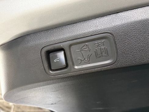 Used 2021 Ford Expedition Max Limited AWD/4WD image 31