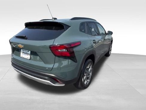 Certified 2026 Chevrolet Trax LT FWD image 7