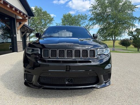 Used 2018 Jeep Grand Cherokee Trackhawk w/ Trailer Tow Group IV AWD/4WD image 2