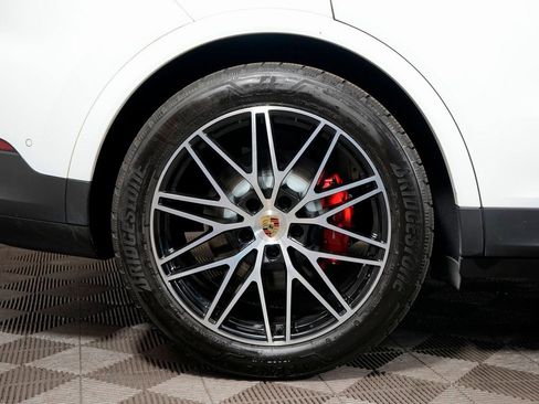 Certified 2024 Porsche Cayenne S w/ Premium Package Plus image 42