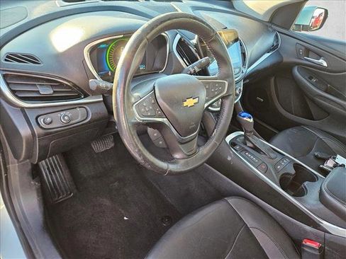 Used 2018 Chevrolet Volt Premier w/ Driver Confidence Package image 10