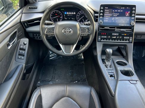 Certified 2019 Toyota Avalon Touring image 14