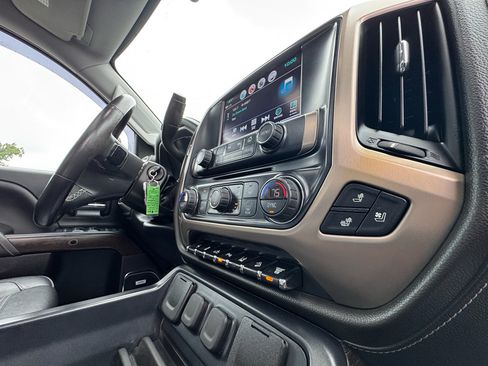 Used 2018 GMC Sierra 3500 Denali w/ Duramax Plus Package AWD/4WD image 15