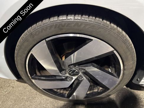 Used 2013 Volkswagen Jetta GLI image 18