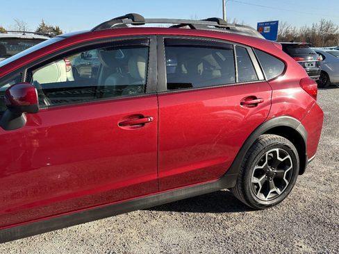 Used 2014 Subaru Crosstrek 2.0i Limited w/ Popular Package #2 image 10