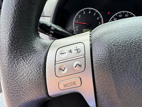 Used 2012 Toyota Corolla LE FWD image 14