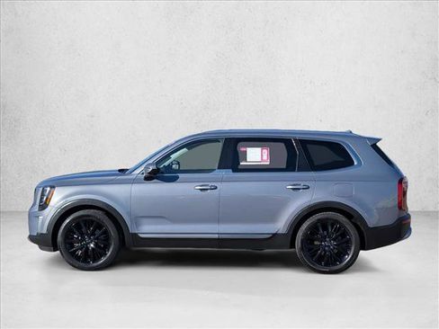 Used 2021 Kia Telluride SX w/ SX Prestige Package image 8