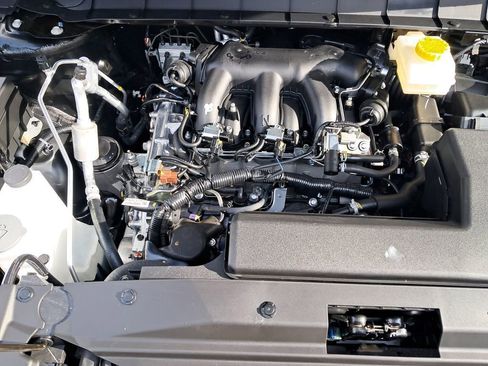 New 2025 Nissan Pathfinder SL w/ SL Premium Package image 23