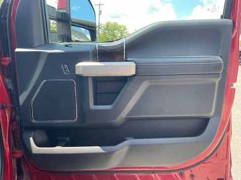 Used 2022 Ford F350 Lariat w/ Lariat Ultimate Package AWD/4WD image 15