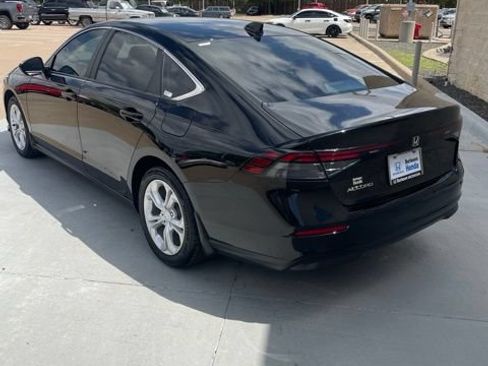 Used 2024 Honda Accord LX image 10