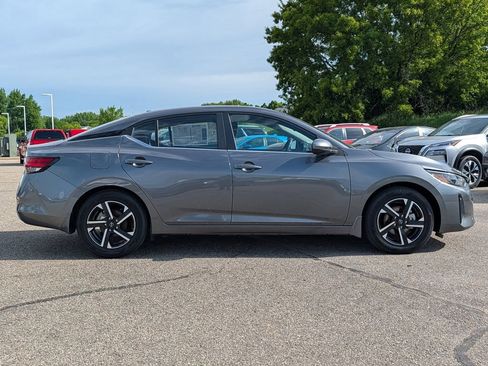 Used 2025 Nissan Sentra SV w/ All-Weather Package FWD image 8