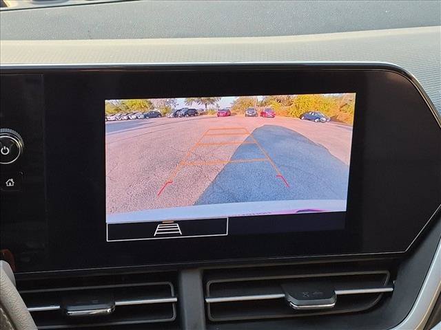 Used 2025 Chevrolet Trax LS w/ Driver Confidence Package FWD image 12