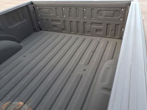 Used 2022 Ford F150 Lariat image 11