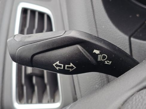 Used 2017 Ford Focus Titanium image 30