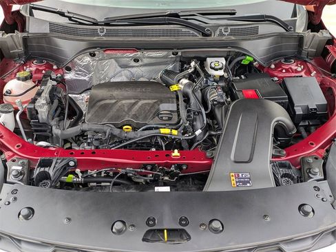 Used 2025 Chevrolet Trax LT w/ LT Convenience Package image 30