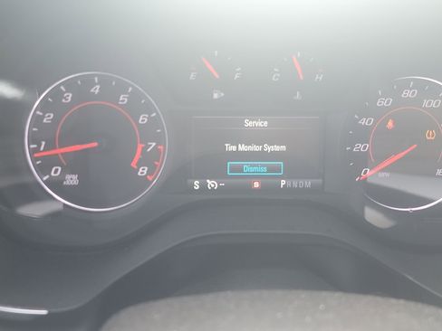 Used 2018 Chevrolet Camaro LT image 10