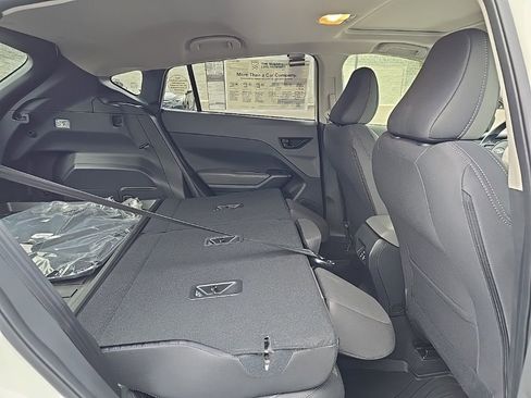 New 2025 Subaru Crosstrek 2.5i Premium image 19