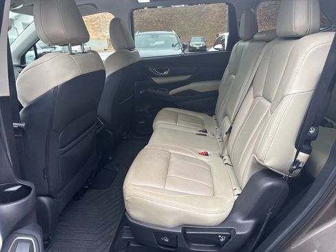 Used 2022 Subaru Ascent Limited w/ Technology Package image 31