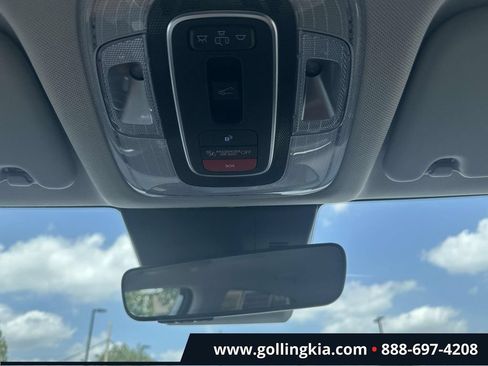 Used 2025 Hyundai Kona Limited AWD/4WD image 33