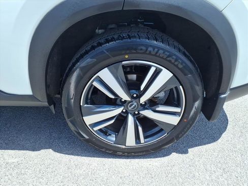 Certified 2023 Nissan Rogue SL AWD/4WD image 9