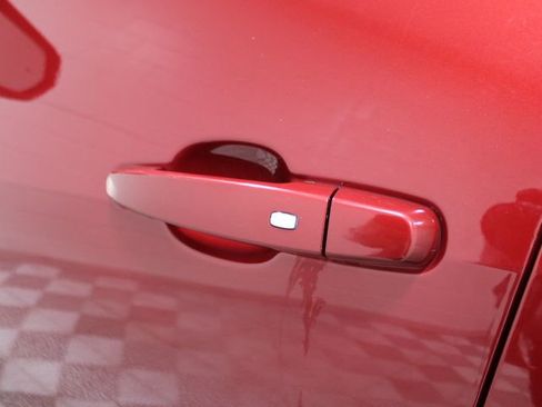 Used 2019 Chevrolet Blazer RS w/ LPO, Floor Liner Package image 17