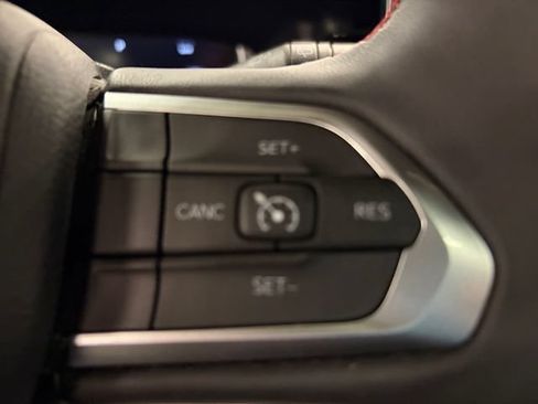 Used 2024 Jeep Compass Trailhawk AWD/4WD image 29