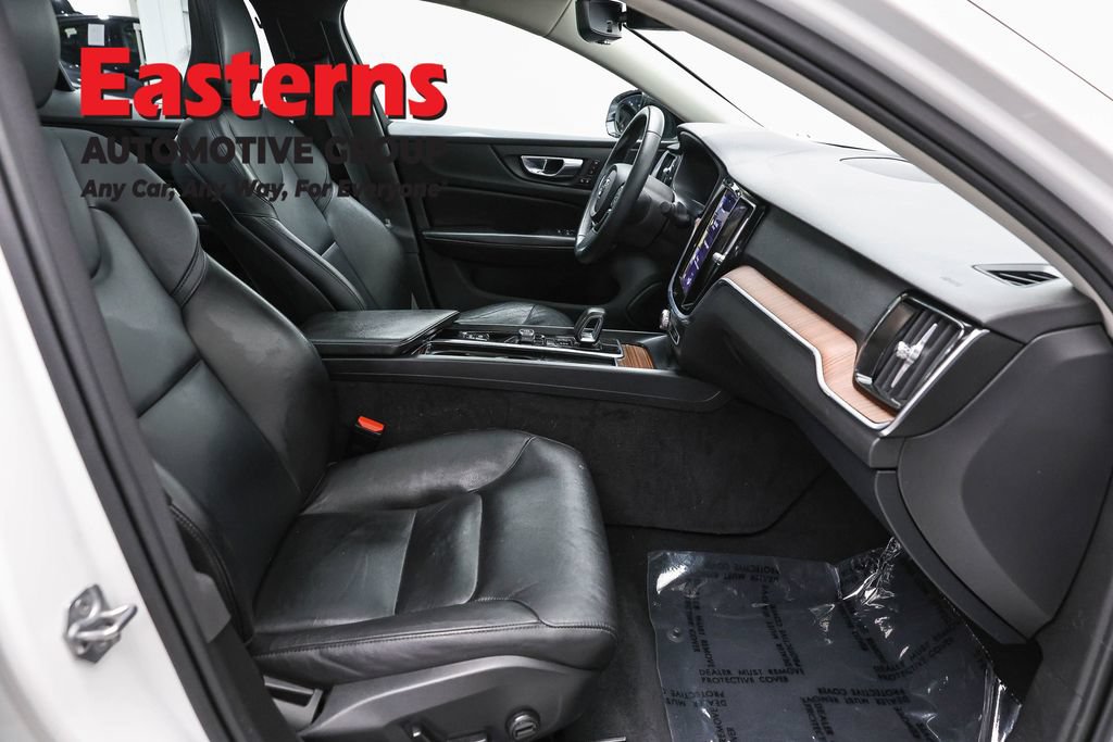 Used 2022 Volvo S60 B5 Inscription FWD image 26