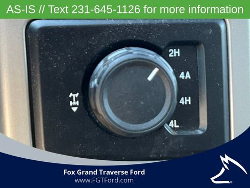 Used 2015 Ford F150 Lariat w/ Equipment Group 502A Luxury AWD/4WD image 28