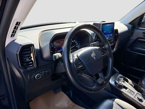 Used 2021 Ford Bronco Sport Outer Banks image 10