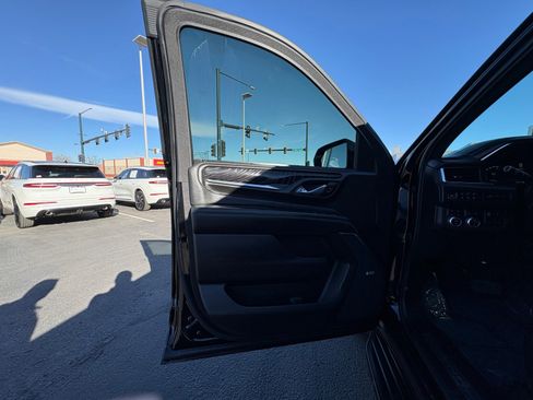 Used 2023 GMC Yukon XL Denali w/ Max Trailering Package image 20