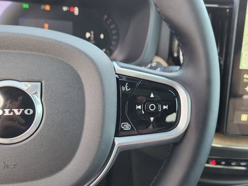 New 2026 Volvo XC60 B5 Plus w/ Protection Package Premier image 17