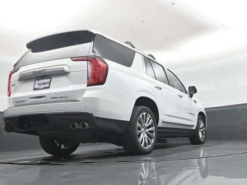 Used 2021 GMC Yukon Denali w/ Denali Premium Package image 43