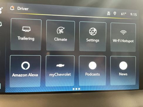 Used 2024 Chevrolet Suburban High Country image 14