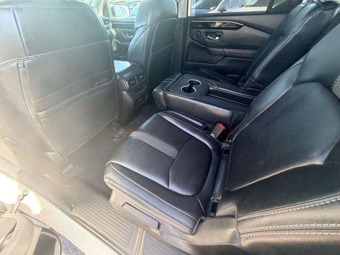 Used 2025 Honda Pilot EX-L image 14