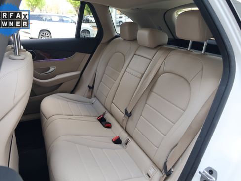 Certified 2022 Mercedes-Benz GLC 300 image 32