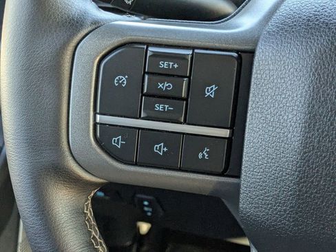 Used 2025 Ford F250 Lariat w/ Chrome Package image 21