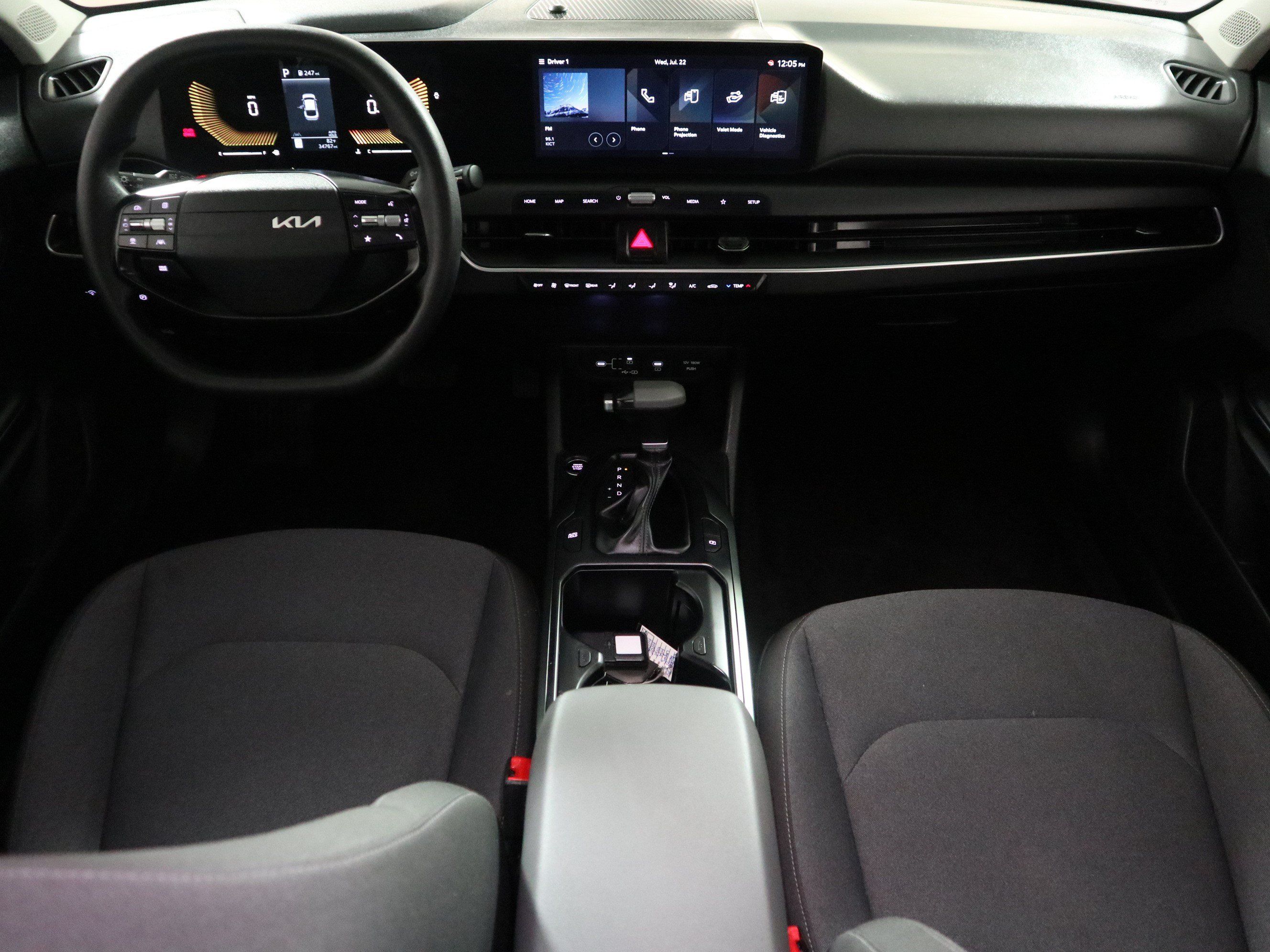 Used 2025 Kia K4 FWD image 15