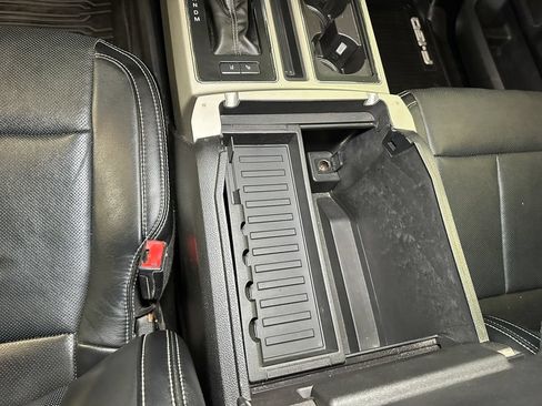 Used 2018 Ford F150 Lariat w/ Equipment Group 502A Luxury AWD/4WD image 38