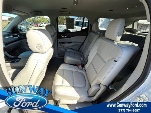 Used 2018 GMC Acadia SLT image 18