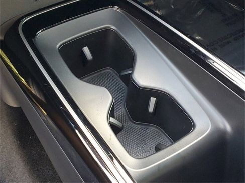 New 2025 Volkswagen ID.4 Pro S image 27